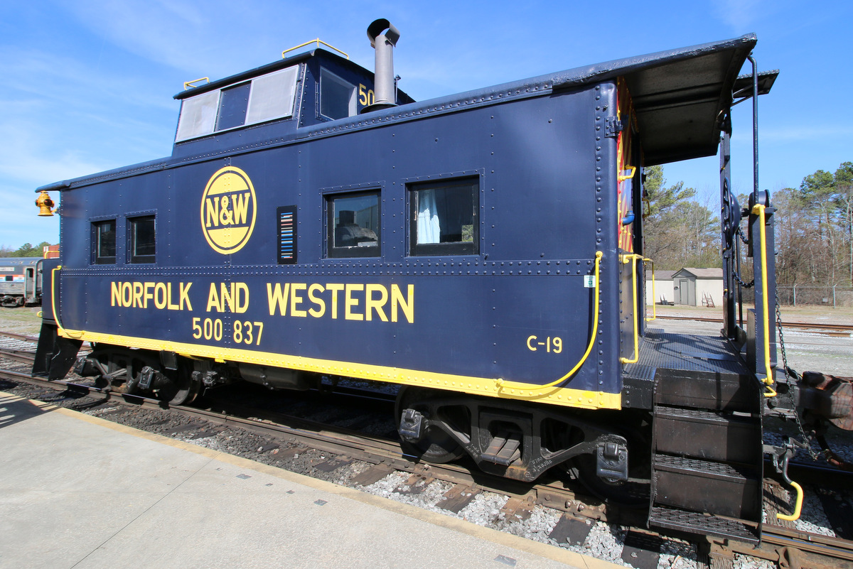 The caboose discount